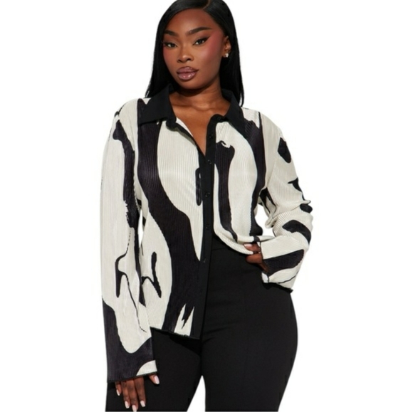 Fashion Nova Tops - Fashion Nova 3X Zahara Button Down Abstract Shirt Top, Long Sleeve Collar NWT